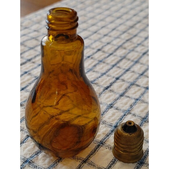 Kitsch Amber Glass Christmas Light Salt Shaker Hanukkah Christmas Gift Idea READ - Picture 2 of 3
